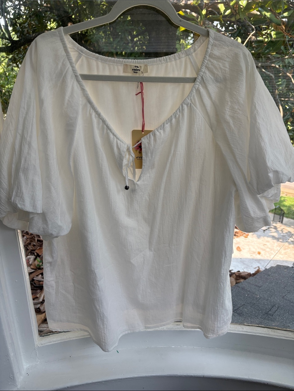 White Peasant Tie-Neck Top-Entro Size Large-NWTO